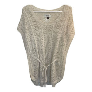 Sonoma Women’s top size small. Worn 1 time. Like new